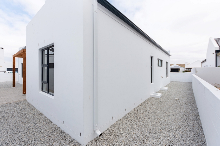 3 Bedroom Property for Sale in Brittania Beach Estate Western Cape